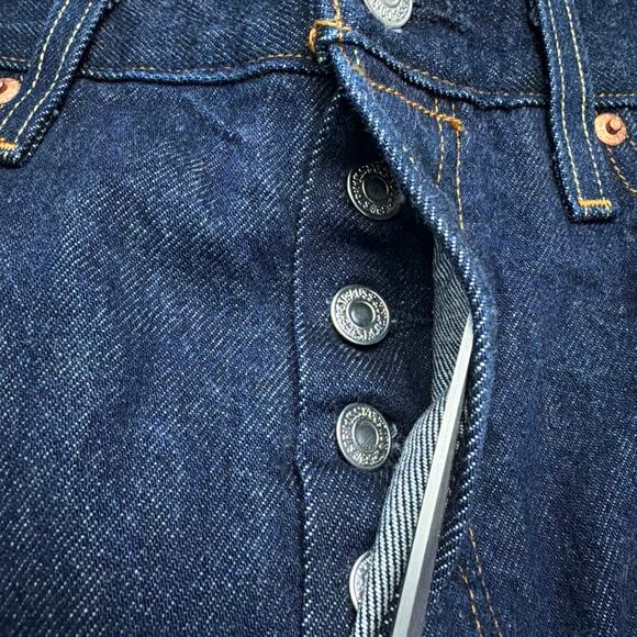 Levis Premium Jeans Womens 31 x 30 Blue 501 '90s Selvedge Dark Wash Button Fly - Picture 5 of 15